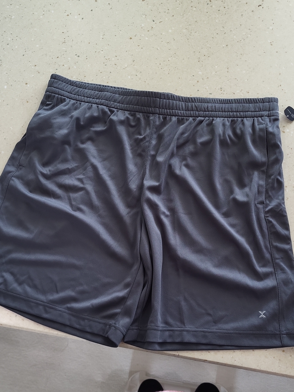 Xersion Men's Performance Athletic Shorts - Charcoal Gray